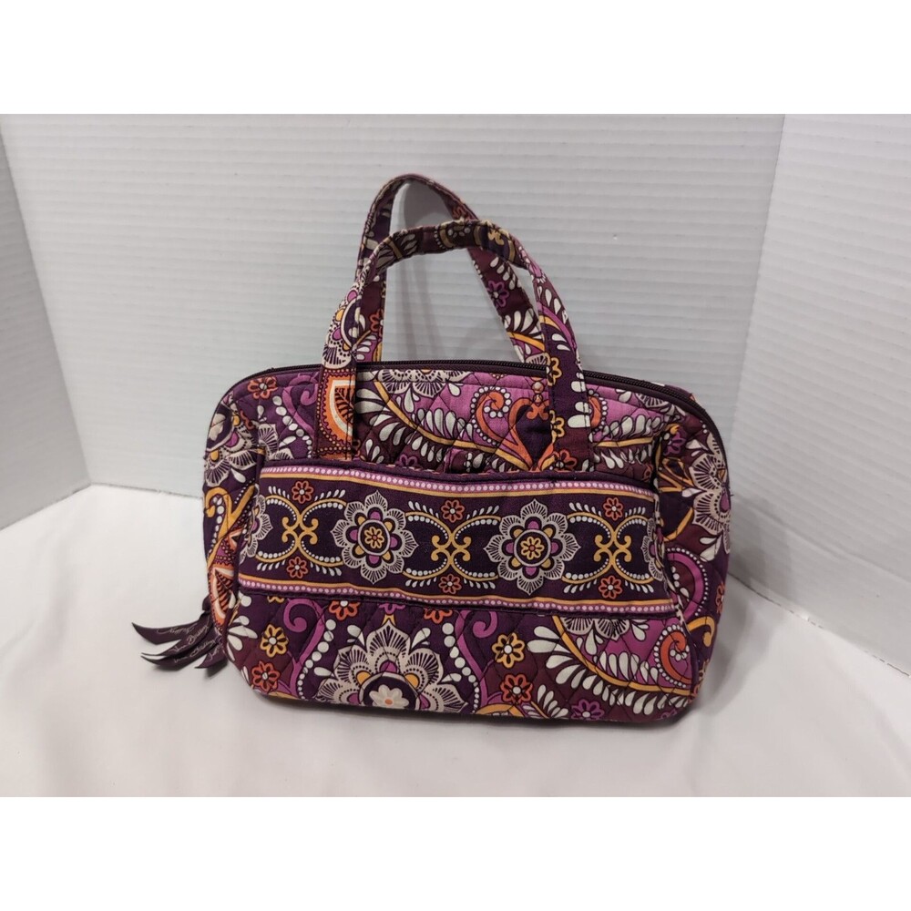 VERA BRADLEY Purple Paisley lined Floral Cosmetics Bag Lunch Bag and ID holder